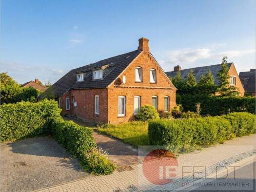 Mehrfamilienhaus zum Kauf 119.000 € 9 Zimmer 189 m² 623 m² Grundstück Loga Leer (Ostfriesland) 26789