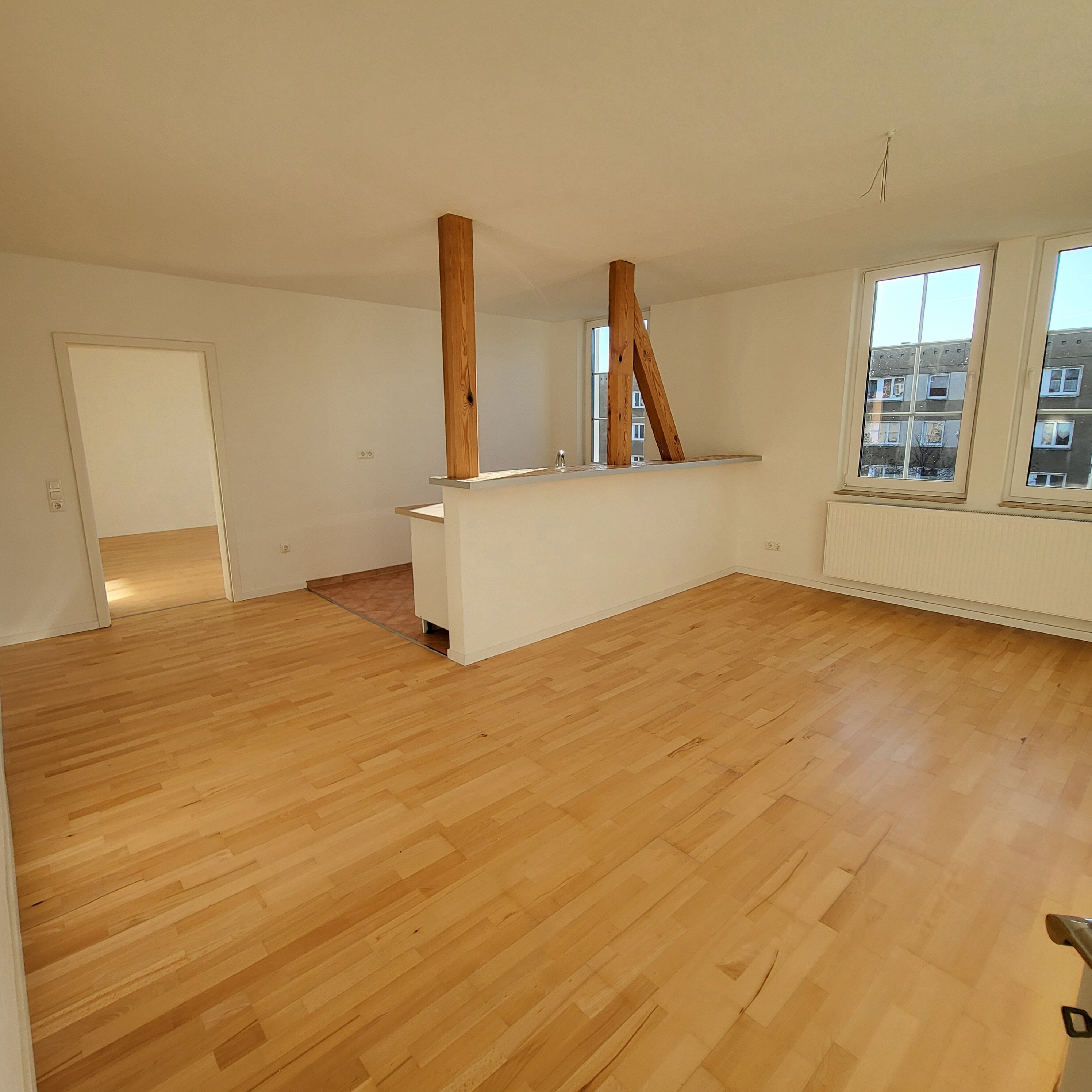 Wohnung zur Miete 440 € 2 Zimmer 65 m²<br/>Wohnfläche 4.<br/>Geschoss ab sofort<br/>Verfügbarkeit Stadtmitte West Gera 07545