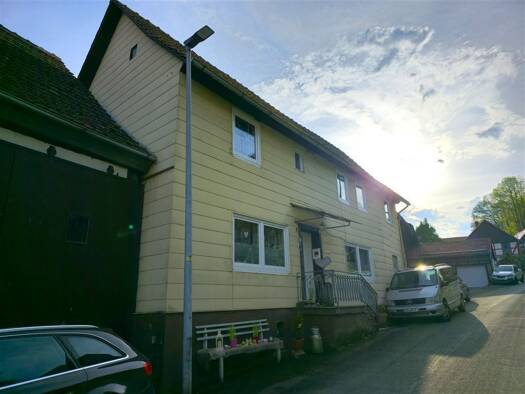 Haus zum Kauf 65.000 € 6 Zimmer 124 m² 632 m² Grundstück Delliehausen Uslar 37170