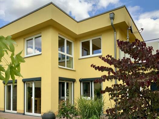 Einfamilienhaus zum Kauf 398.000 € 3 Zimmer 107 m² 244 m² Grundstück Innenstadt Mitte 06110