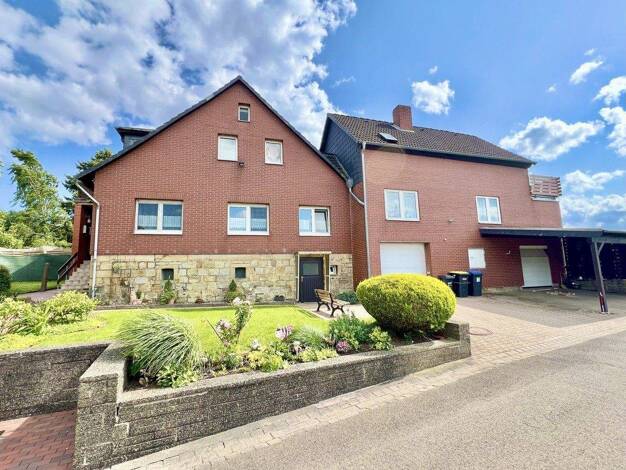 Mehrfamilienhaus zum Kauf 195.000 € 8 Zimmer 215 m² 2.000 m² Grundstück Borstel Auetal / Borstel 31749