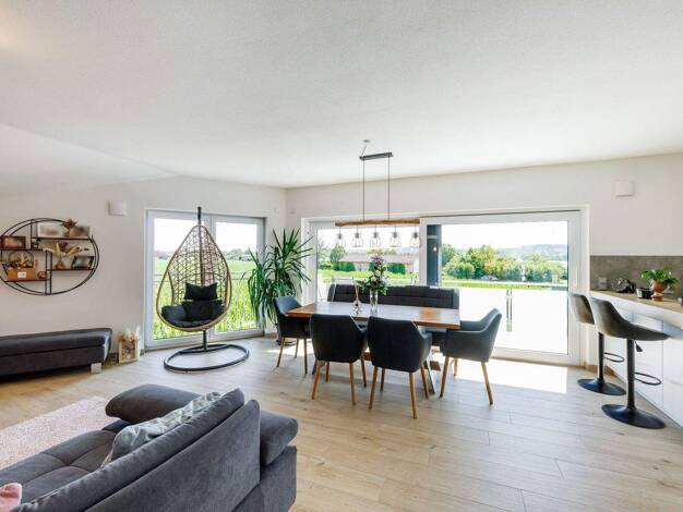 Mehrfamilienhaus zum Kauf - Erstbezug 1.198.000 € 7 Zimmer 256,3 m² 596 m² Grundstück Kochendorf Bad Friedrichshall 74177