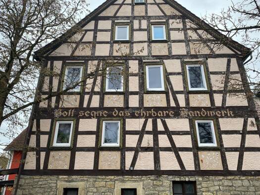 Mehrfamilienhaus zum Kauf 385.000 € 1 Zimmer 290 m² 245 m² Grundstück frei ab sofort Igersheim Igersheim 97999