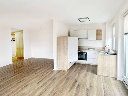 Wohnung zur Miete 1.260 € 2 Zimmer 68 m² 1. Geschoss Seestraße 37 Prien Prien am Chiemsee 83209