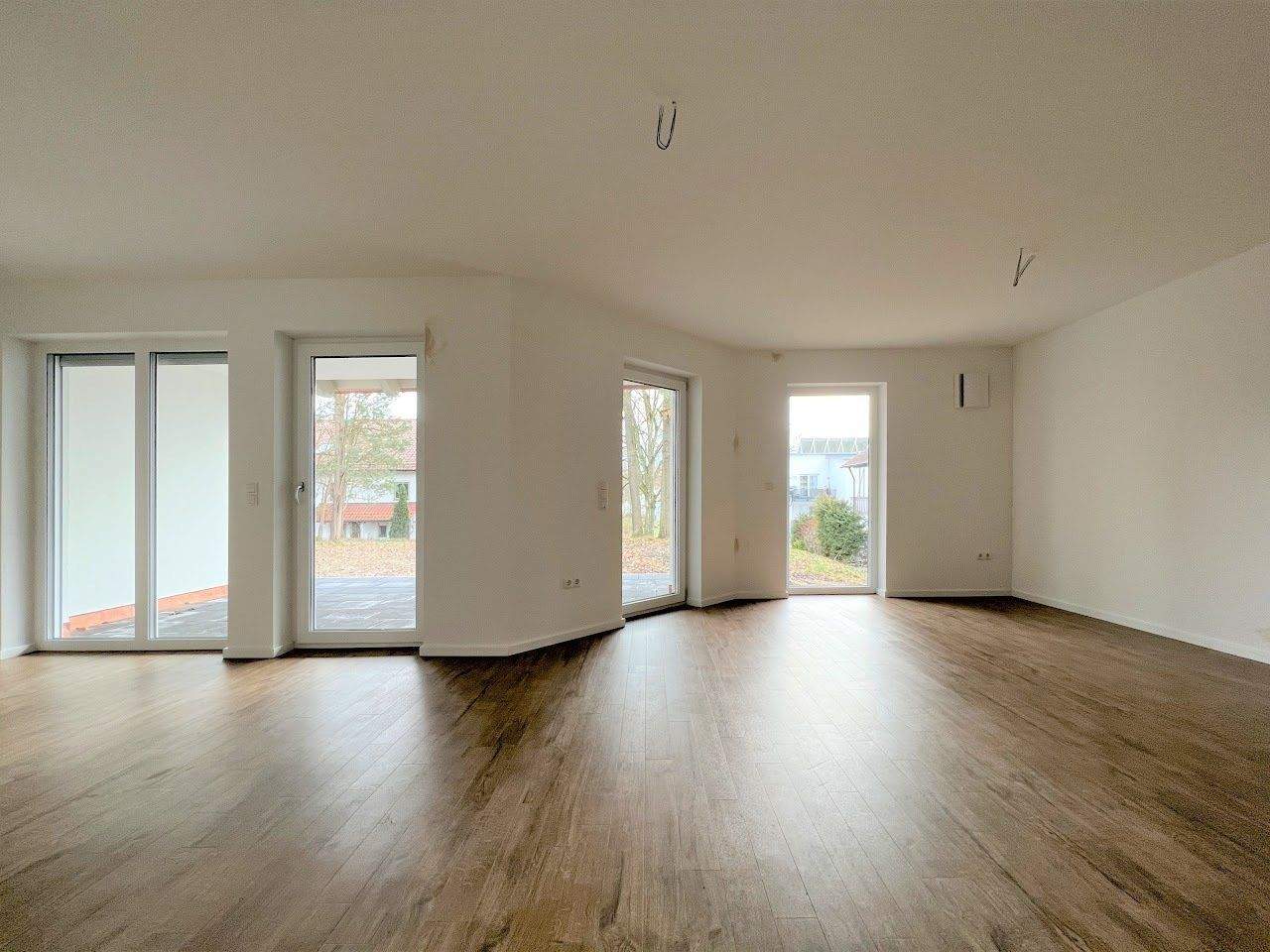 Immobilie in Aidenbach - gepflegte 3 Zimmerwohnung im EG mit Terrasse -  B8 - Bild 4