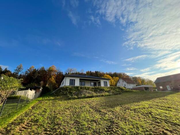 Bungalow zum Kauf 850.000 € 5 Zimmer 200 m² 1.809 m² Grundstück Dannhausen Bad Gandersheim 37581
