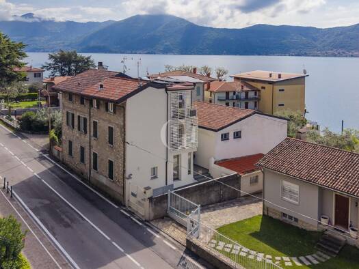 Wohnung zum Kauf 205.000 € 2 Zimmer 46 m² EG Predore 24060