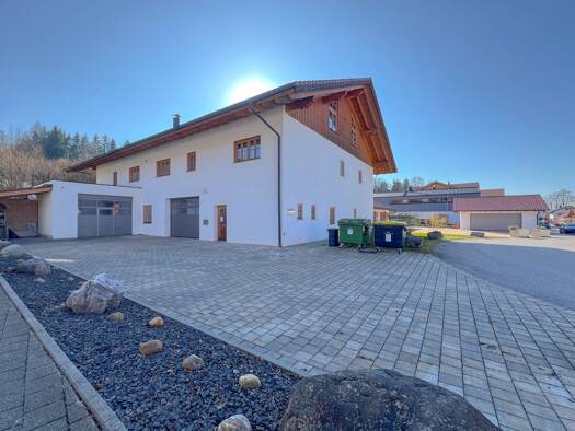 Lagerhalle zum Kauf 2.390.000 € 1.100 m² Lagerfläche Penzberg Penzberg 82377