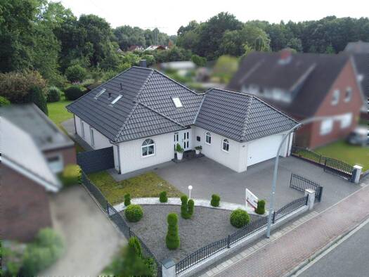 Einfamilienhaus zum Kauf 365.000 € 5 Zimmer 156 m² 769 m² Grundstück Papenburg 26871