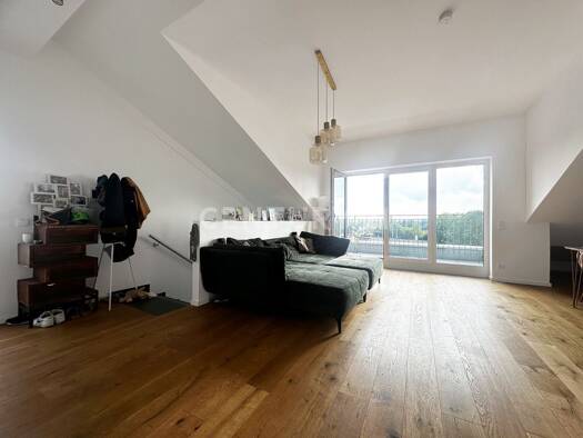 Wohnung zur Miete 2.450 € 3 Zimmer 109 m² 5. Geschoss Frankfurt am Main 60433
