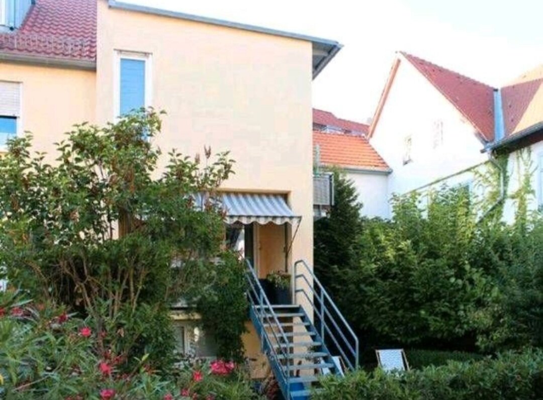 Reihenmittelhaus zur Zwangsversteigerung provisionsfrei 468.000 € 5 Zimmer 141 m²<br/>Wohnfläche 1.601 m²<br/>Grundstück Rumpelgasse 2 Altstadt Erfurt 99084