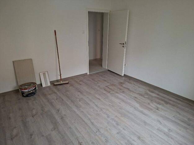 Wohnung zur Miete 650 € 2 Zimmer 54 m² EG Hofackerstraße 34c Haunstetten Augsburg-Haunsttn.,-Siebenbr. 86179