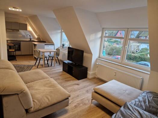 Wohnung zur Miete 950 € 1 Zimmer 39 m² Geschoss 1/2 frei ab sofort Lokstedt Hamburg 22529