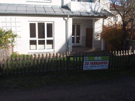 Terrassenwohnung zum Kauf 178.000 € 3 Zimmer 74,3 m² EG Regen 94209