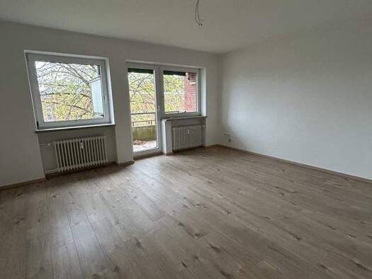 Wohnung zur Miete 549 € 4 Zimmer 80,4 m² 2. Geschoss Weidenstraße 21 Aldenburg Wilhelmshaven 26389