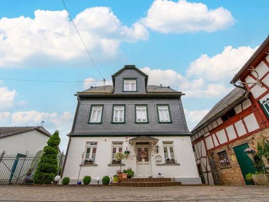 Einfamilienhaus zum Kauf 849.000 € 4 Zimmer 177 m² 17.100 m² Grundstück Schwall 56281