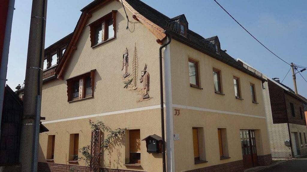 Einfamilienhaus zum Kauf 95.000 € 7 Zimmer 160 m² 237 m² Grundstück Wildenfels 08134