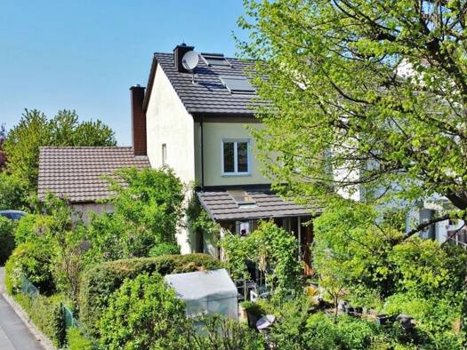 Reihenendhaus zum Kauf 550.000 € 7 Zimmer 217 m² 448 m² Grundstück Mengen Schallstadt 79227