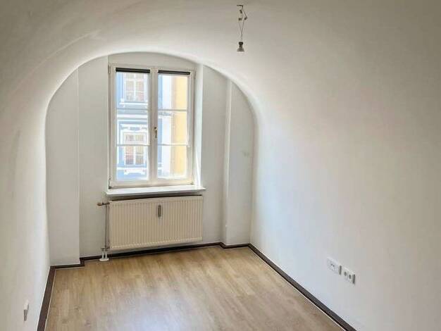 Wohnung zur Miete 549 € 3 Zimmer 61 m² 2. Geschoss frei ab 01.09.2026 Vilshofen Vilshofen an der Donau 94474