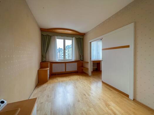 Wohnung zur Miete 1.106 € 2,5 Zimmer 83,8 m² 3. Geschoss frei ab 01.04.2026 Wien 1190