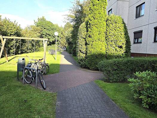 Studio zum Kauf 114.000 € 1 Zimmer 34 m² 1. Geschoss Bad Segeberg 23795