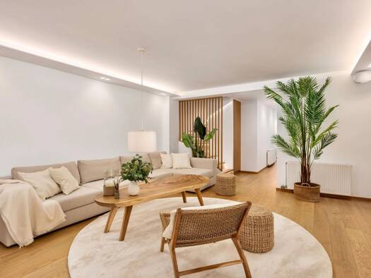 Penthouse zur Miete 2.500 € 4 Zimmer 183 m² Geschoss 4/5 frei ab 10.12.2025 Mitte Stuttgart 70469