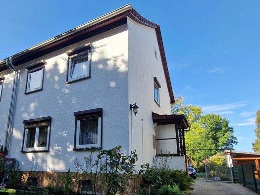 Doppelhaushälfte zum Kauf 195.000 € 4 Zimmer 100 m² 462 m² Grundstück frei ab sofort Naumburg Naumburg (Saale) 06618