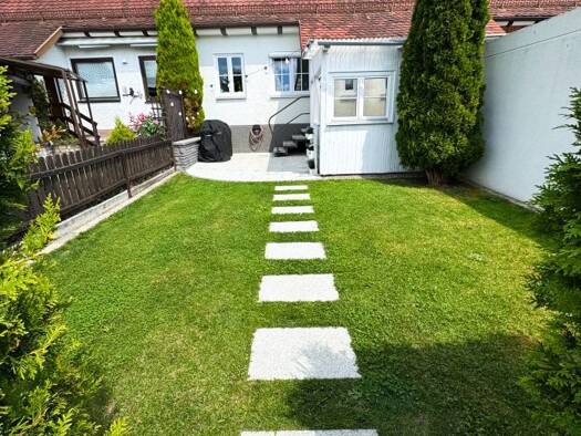 Reihenmittelhaus zum Kauf 349.000 € 4 Zimmer 77 m² 137 m² Grundstück frei ab 31.03.2027 Lauingen Lauingen (Donau) 89415