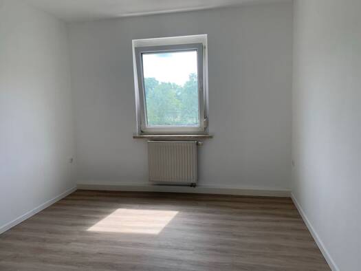Wohnung zur Miete 390 € 3 Zimmer 64 m² 2. Geschoss frei ab sofort Cavertitz Cavertitz 04758