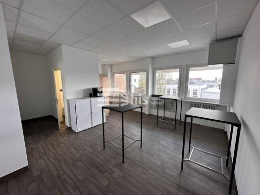 Lagerhalle zur Miete 5 € 1.968,6 m² Lagerfläche teilbar ab 100 m² Marienberg Nürnberg 90411