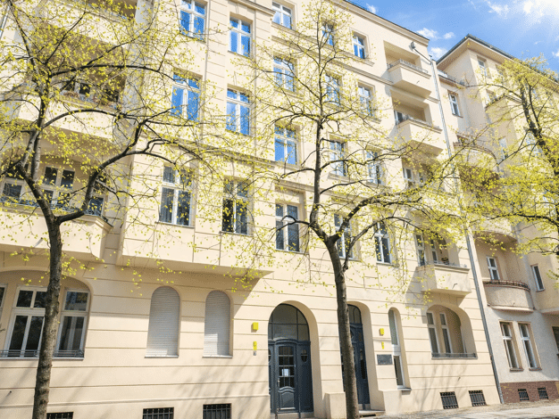 Wohnung zum Kauf 395.000 € 2 Zimmer 67 m² 4. Geschoss Halensee Charlottenburg-Wilmersdorf 10711