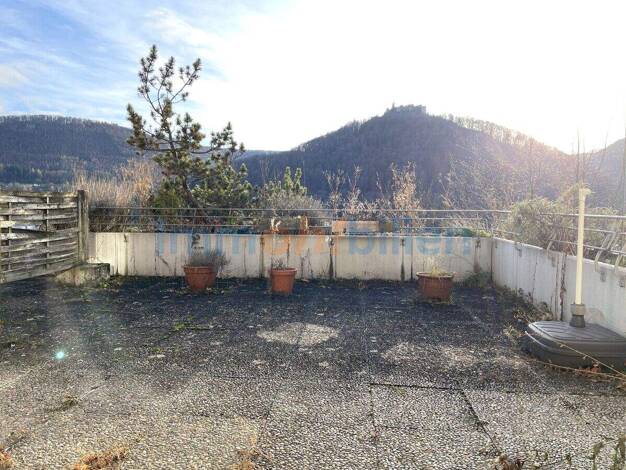 Wohnung zum Kauf 199.000 € 3 Zimmer 87,8 m² Bad Urach 72574