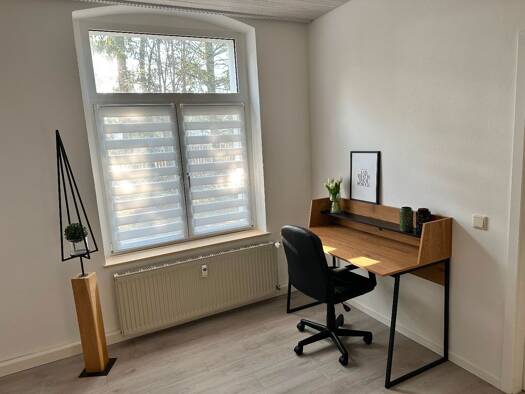 Bürofläche zur Miete provisionsfrei 299 € 8 m² Bürofläche Hauptstraße Langenwolschendorf 07937