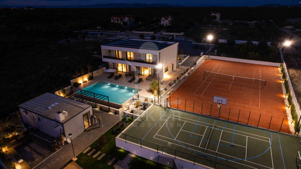 Villa zum Kauf 2.000.000 € 6 Zimmer 300 m² 3.300 m² Grundstück Vodice 22211