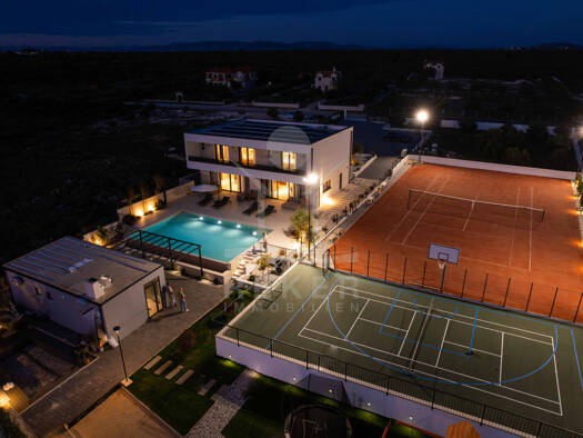 Villa zum Kauf 2.000.000 € 6 Zimmer 300 m² 3.300 m² Grundstück Vodice 22211