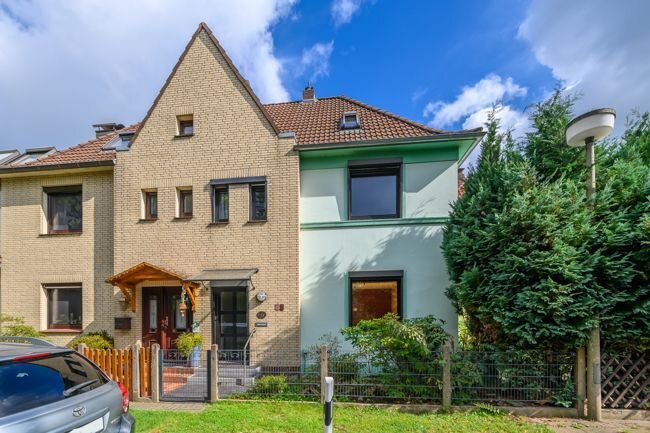 Reihenmittelhaus zum Kauf 169.000 € 4 Zimmer 99,8 m²<br/>Wohnfläche 321 m²<br/>Grundstück Schafkoven - Donneresch - Tappenort Delmenhorst 27751