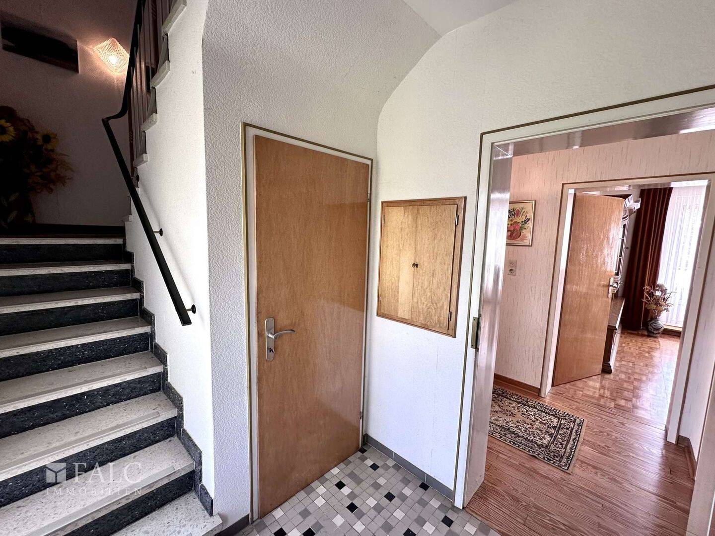 Einfamilienhaus zum Kauf - Mehr