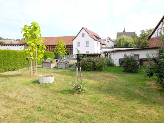 Mehrfamilienhaus zum Kauf 199.000 € 9 Zimmer 310 m² 1.137 m² Grundstück Weißenhasel Nentershausen / Weißenhasel 36214