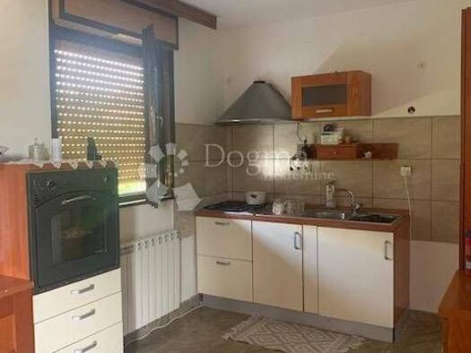 Einfamilienhaus zum Kauf 400.000 € 9 Zimmer 330 m² Spinčići, Kastav Kastav 51215