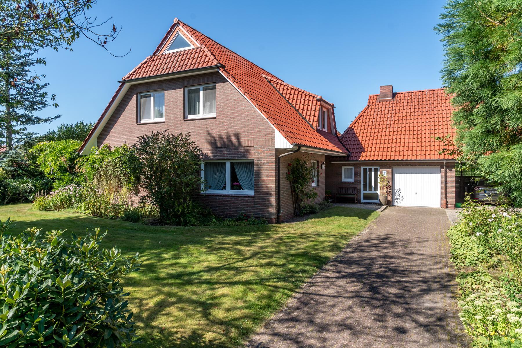 Einfamilienhaus zum Kauf 440.000 € 6 Zimmer 180 m²<br/>Wohnfläche 1.186 m²<br/>Grundstück Westerstede Westerstede 26655