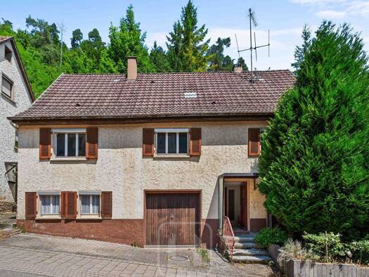 Einfamilienhaus zum Kauf 99.000 € 8 Zimmer 121,5 m² 204 m² Grundstück Gündringen Nagold 72202