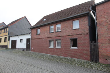 Einfamilienhaus zum Kauf 98.000 € 4 Zimmer 105 m² 827 m² Grundstück Brüser-Kuhnow-Straße 7 Langenstein Halberstadt 38895