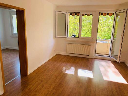 Wohnung zur Miete 388 € 2 Zimmer 49 m² 4. Geschoss Venise-Gosnat-Straße 27 Nord Brandenburg 14770