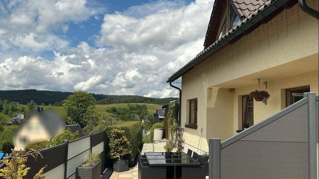 Einfamilienhaus zum Kauf 490.000 € 5 Zimmer 149 m² 965 m² Grundstück Klingenthal 08248