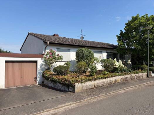 Einfamilienhaus zum Kauf 349.000 € 8 Zimmer 238 m² 773 m² Grundstück Höhfröschen 66989