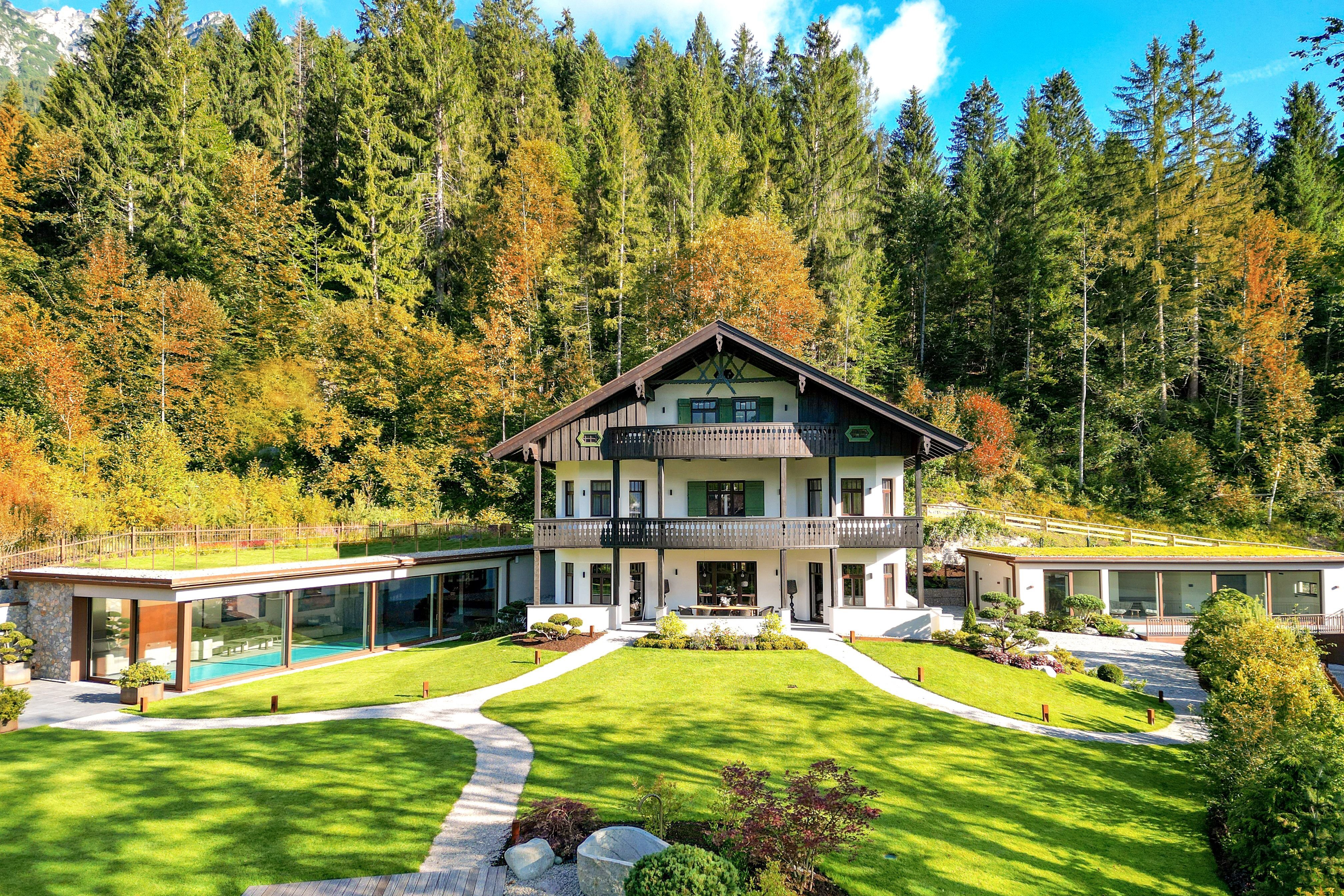 Einfamilienhaus zum Kauf 11.500.000 € 14 Zimmer 750 m²<br/>Wohnfläche 3.650 m²<br/>Grundstück Garmisch Garmisch-Partenkirchen 82467