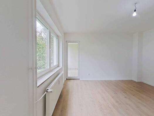 Wohnung zur Miete 520 € 4 Zimmer 78,2 m² EG frei ab sofort Waldstraße 17 Lügde Lügde 32676