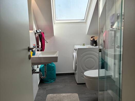 Wohnung zur Miete 680 € 2,5 Zimmer 72 m² Geschoss 2/3 frei ab 01.04.2026 Seelze 30926