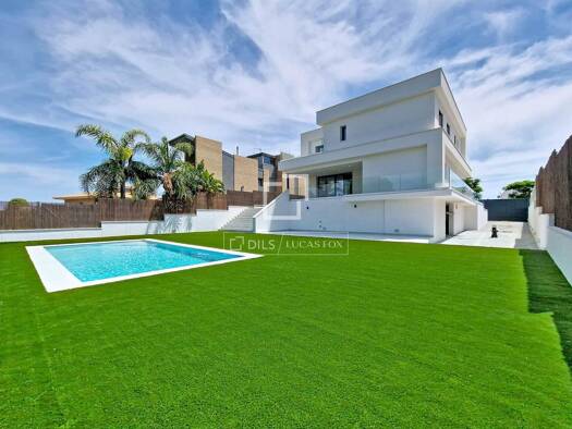 Haus zum Kauf 1.950.000 € 380 m² 1.002 m² Grundstück Vilanova I la Geltru 08800