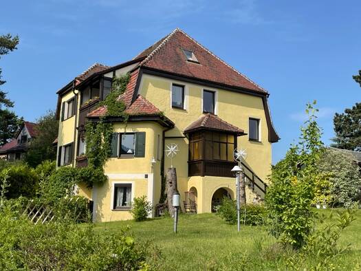 Villa zum Kauf 480.000 € 9 Zimmer 320 m² 1.680 m² Grundstück Jonsdorf 02796